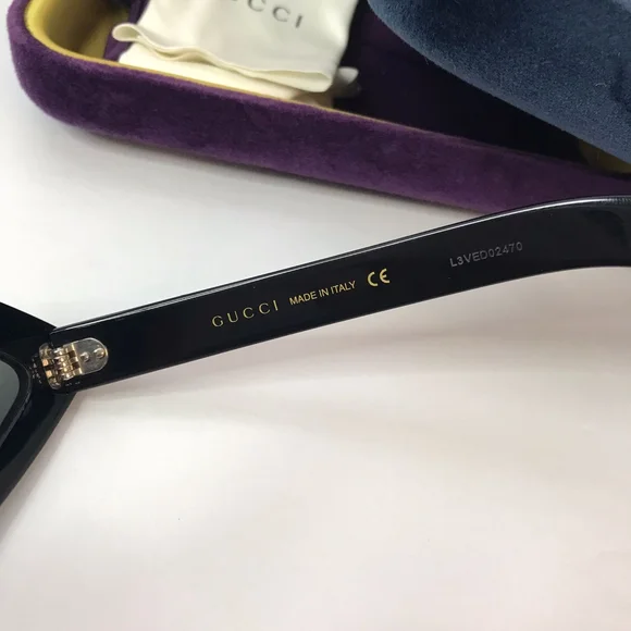 Gucci Hollywood 0496 Black Crystal Diamond Fashion Retro  display picture 3